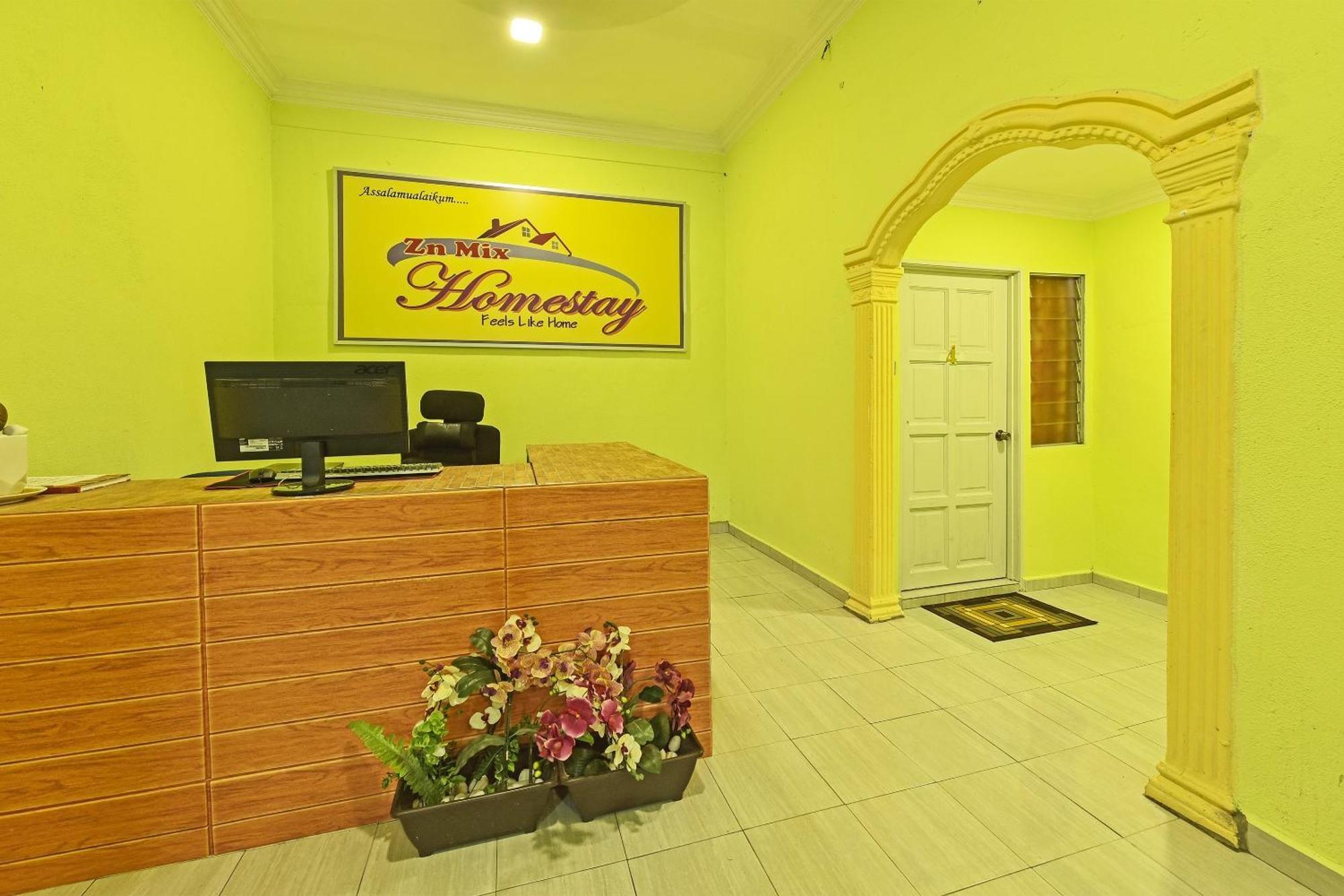Oyo 90551 Zn Mix Homestay & Roomstay Kampung Raja Экстерьер фото